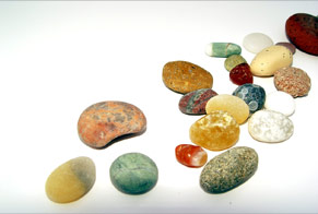The many-coloured gemstones from Birdlings Flat